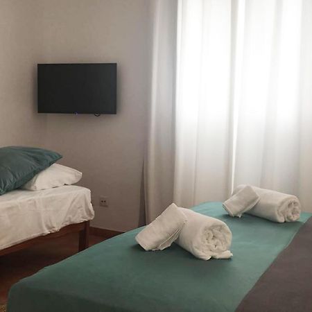 Apartamentos Albertos 산타 에우랄리아 데 리오 외부 사진