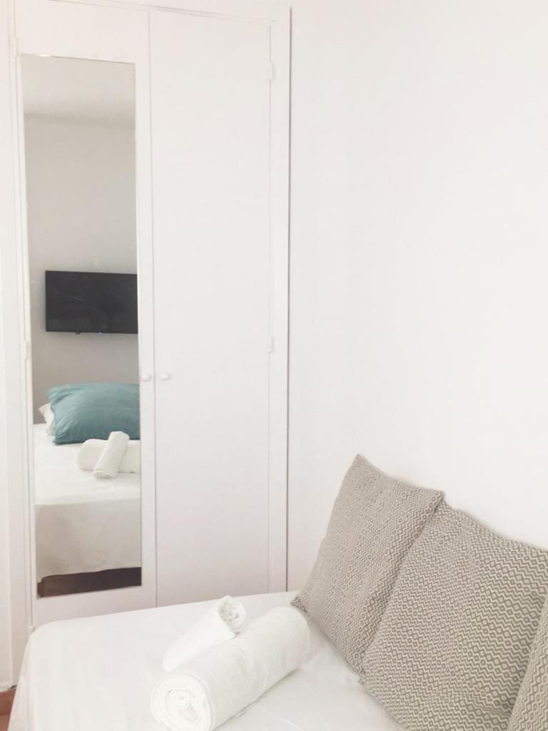 Apartamentos Albertos 산타 에우랄리아 데 리오 외부 사진