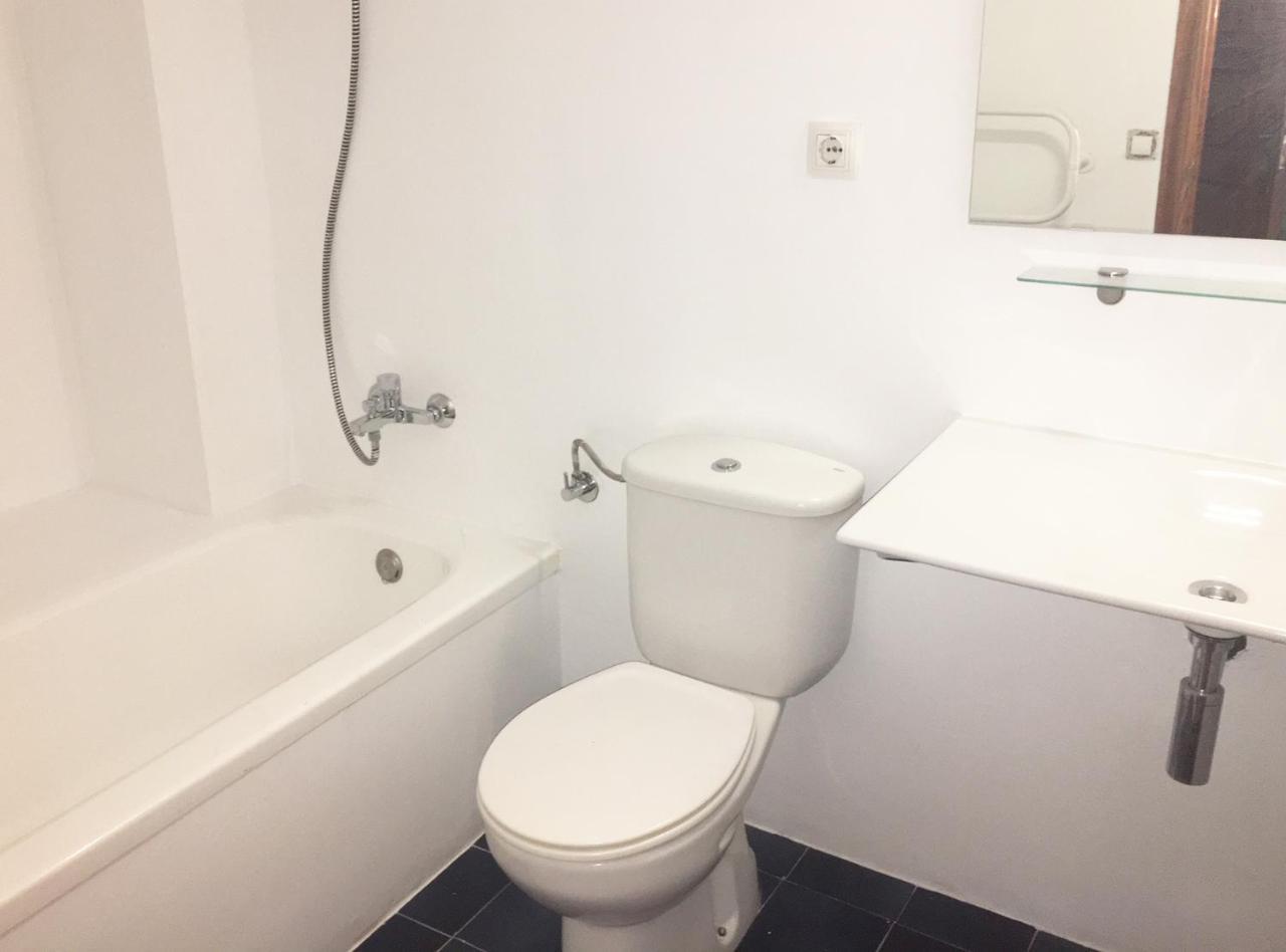 Apartamentos Albertos 산타 에우랄리아 데 리오 외부 사진